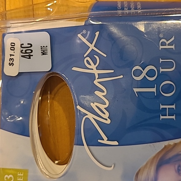 Playtex 18-hour posture and back support, wirefree size 46C white bra. - Picture 3 of 5